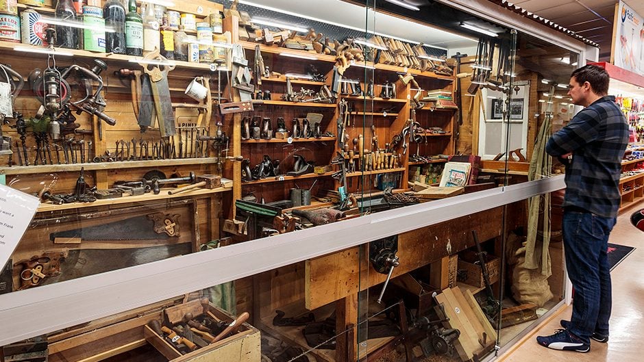 E Hayes and Sons musuem tour workshop