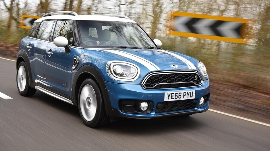 2017 Mini Countryman Cooper S driving on road