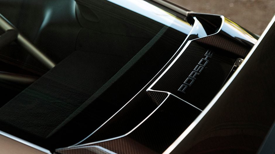 Porsche 911 GT2 RS engine cover