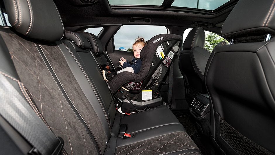 Peugeot 3008 back seat