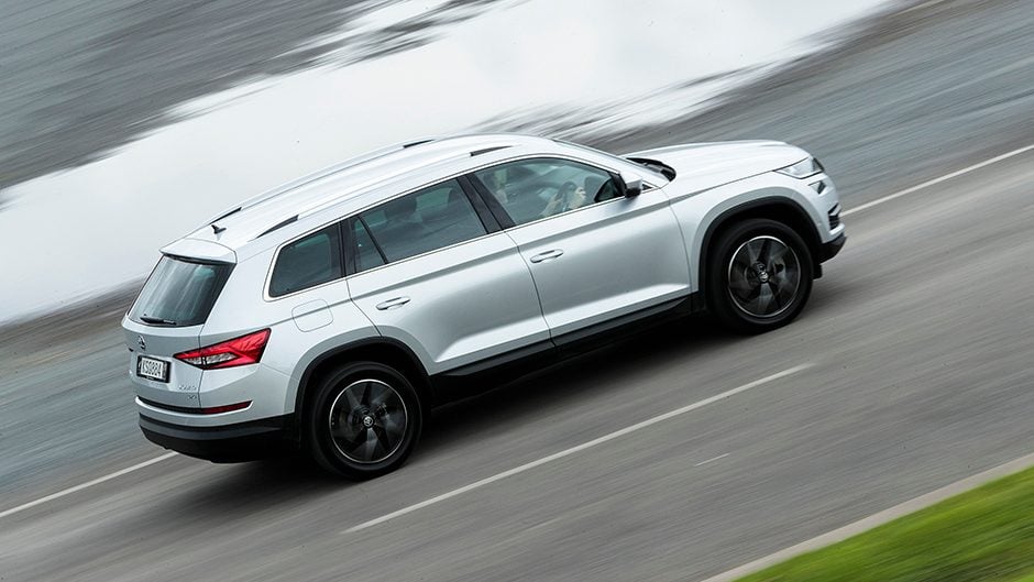 Skoda Kodiaq driving