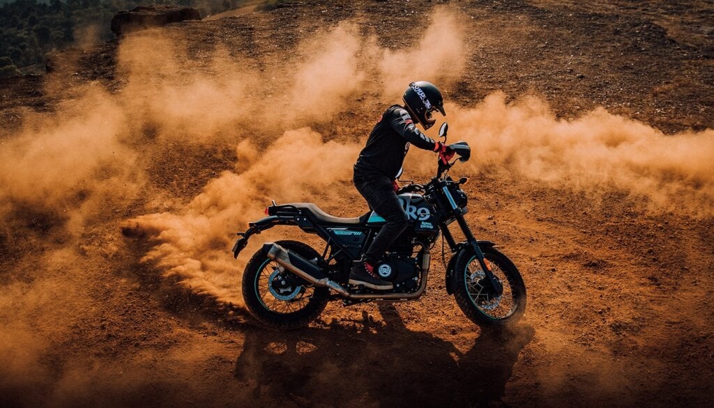 Royal Enfield Scrambler skids