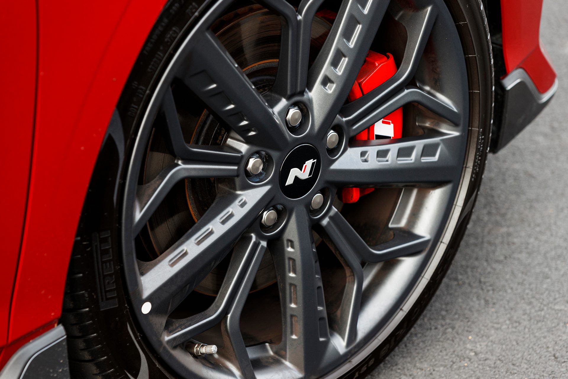 Hyundai i20N wheel close up view