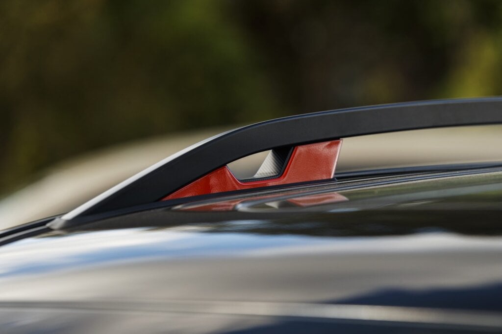Subaru Forester X-Sport roof rail