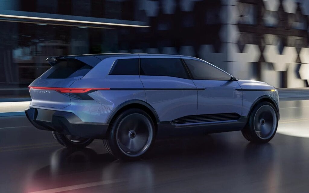 2010s DeLorean Alpha4 SUV concept rear three quarters