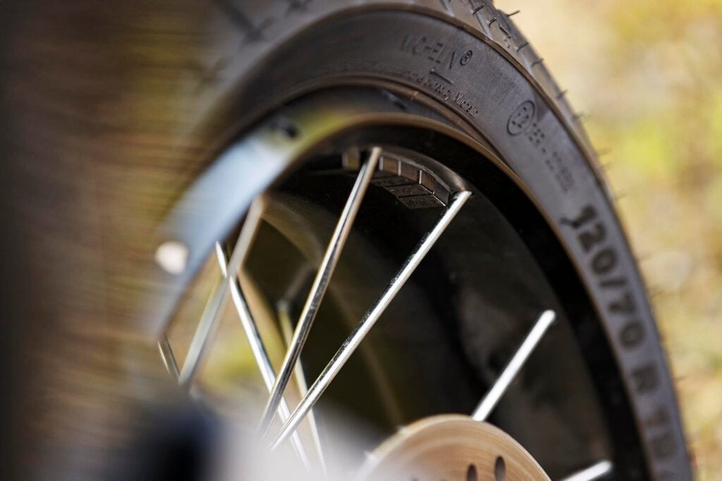 2022 Harley-Davidson Pan America spokes