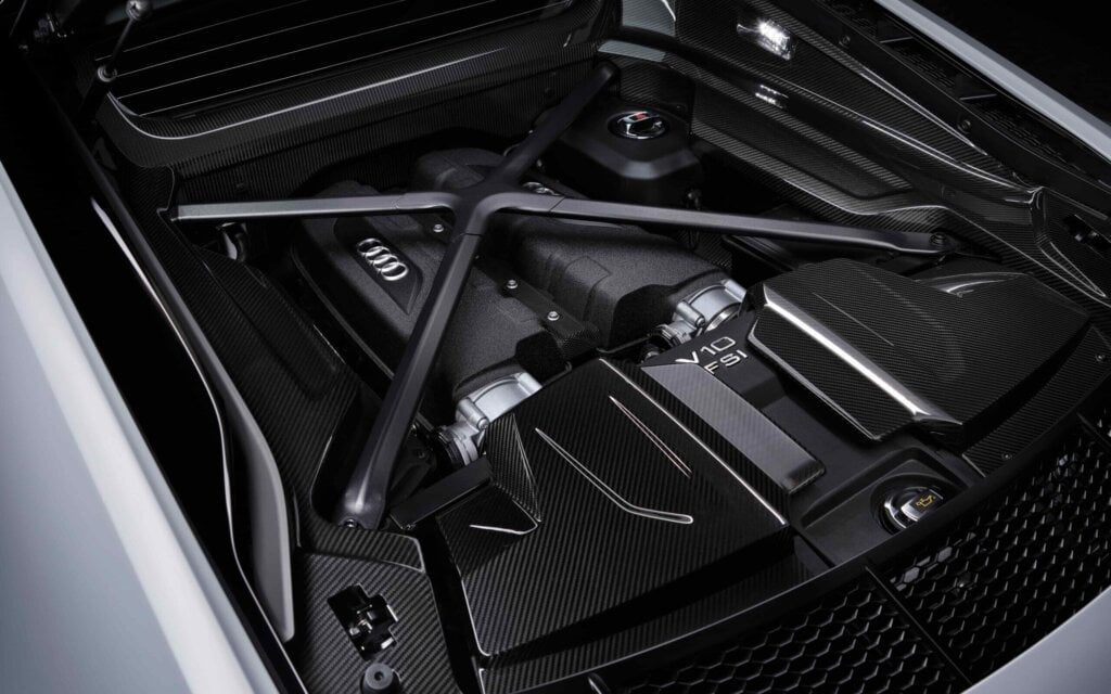 Audi R8 GT V10 engine close up view