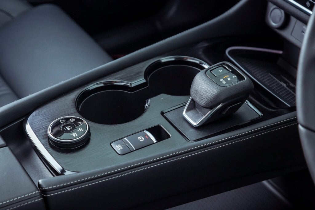 2023 Nissan X-Trail gearlever