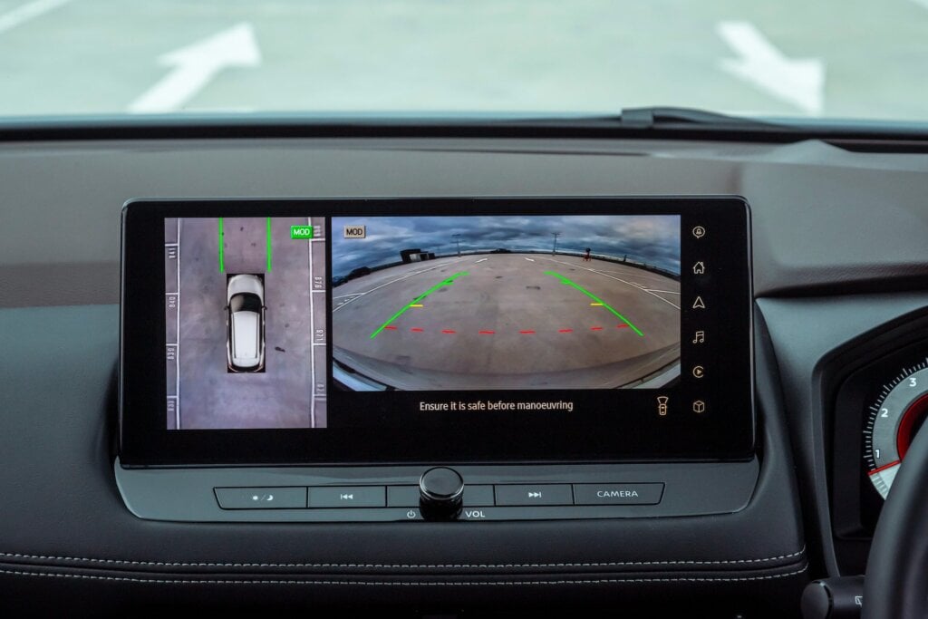 2023 Nissan X-Trail has a good reversing camera