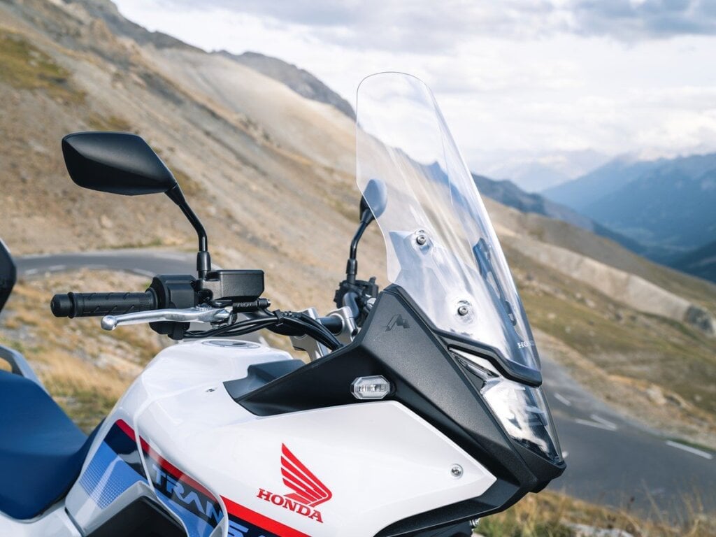 Honda Transalp screen
