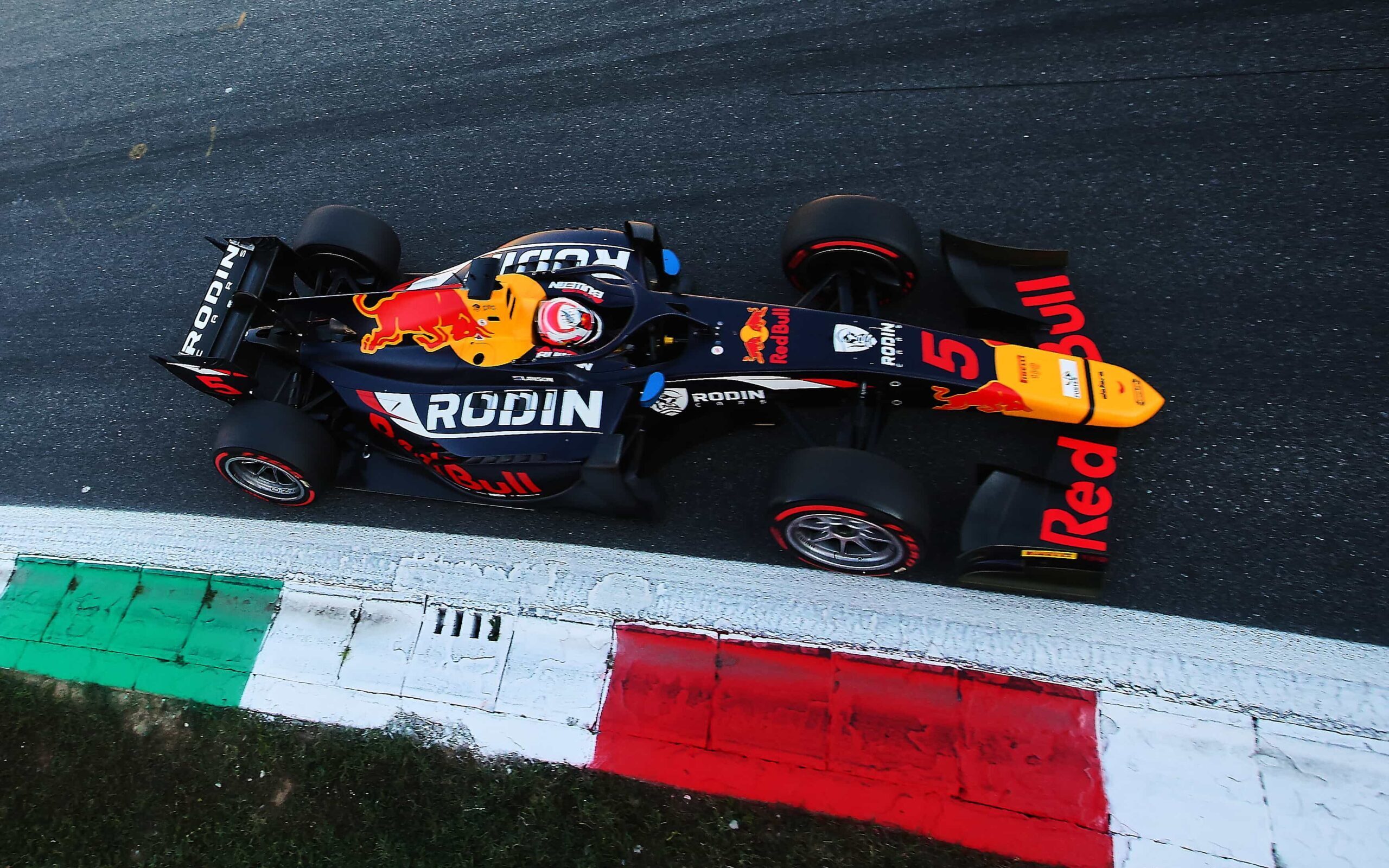 Liam Lawson racing Formula 2 car in Italy