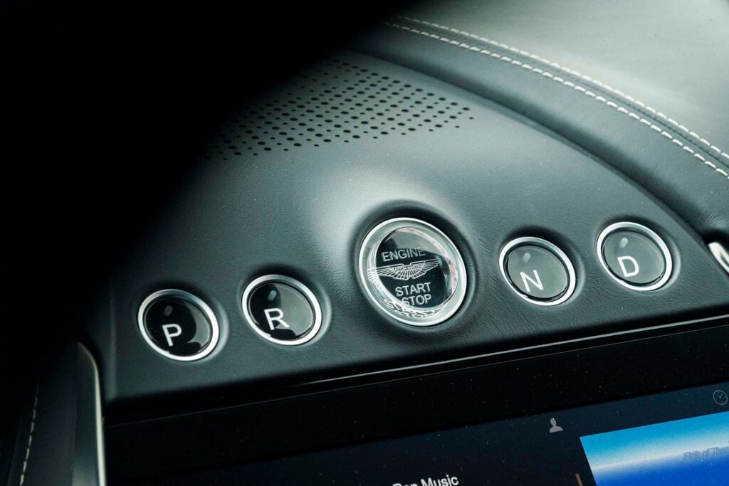 Aston Martin DBX707 drive buttons