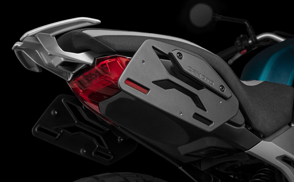 CF Moto 700 CL-X Adventure rack