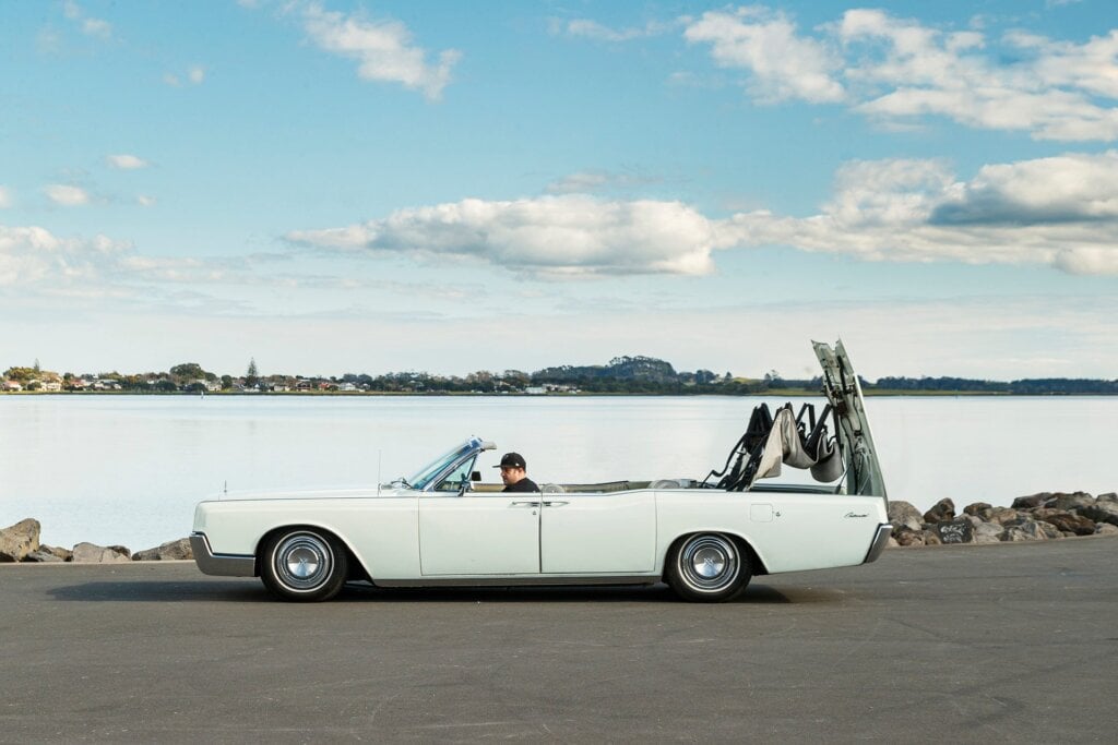 1967 Lincoln Continental Convertible roof in operation