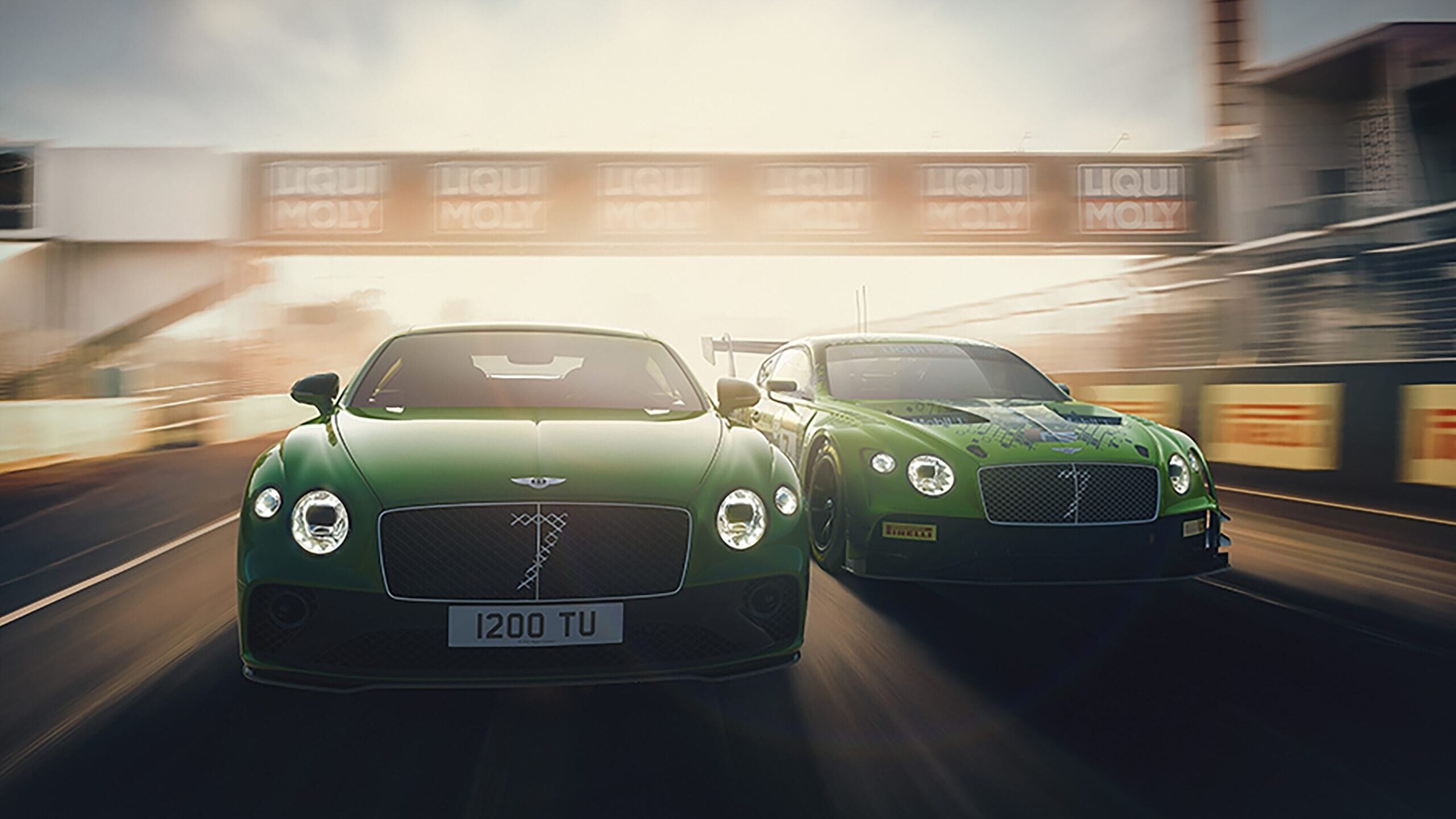Bentley Continental GT S on track with GT3 car