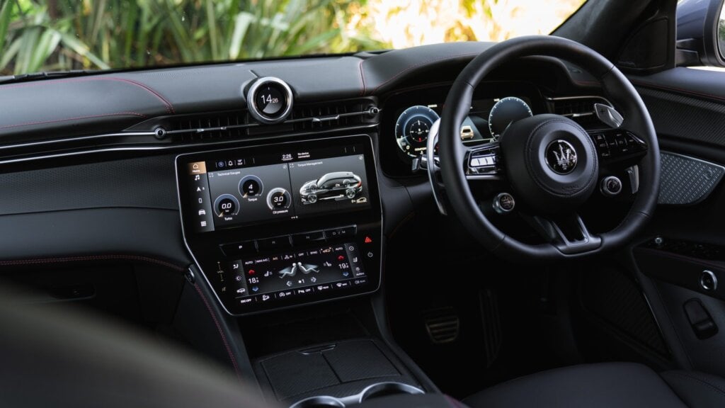 Maserati Grecale interior