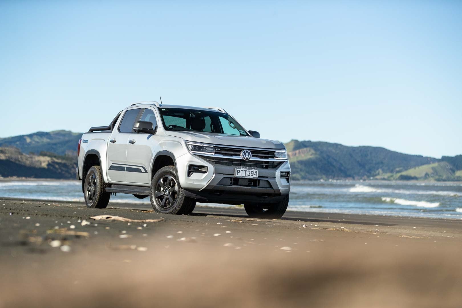 Volkswagen Amarok PanAmericana parked on the beach