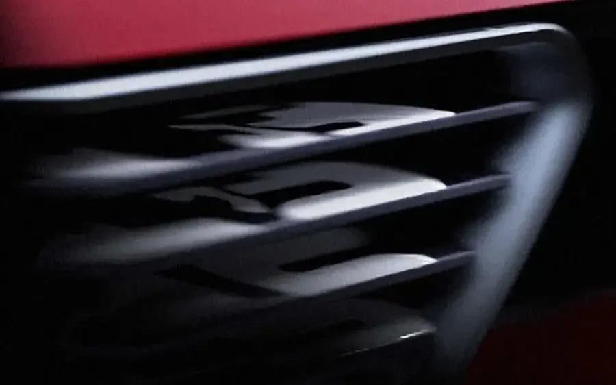Alfa Romeo supercar grille teaser