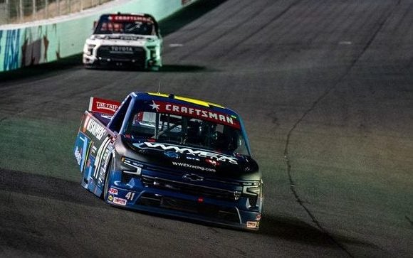 Niece Racing truck racing on oval