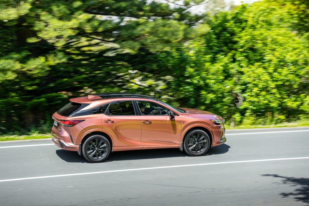 Lexus RX 500h side panning shot while cornering