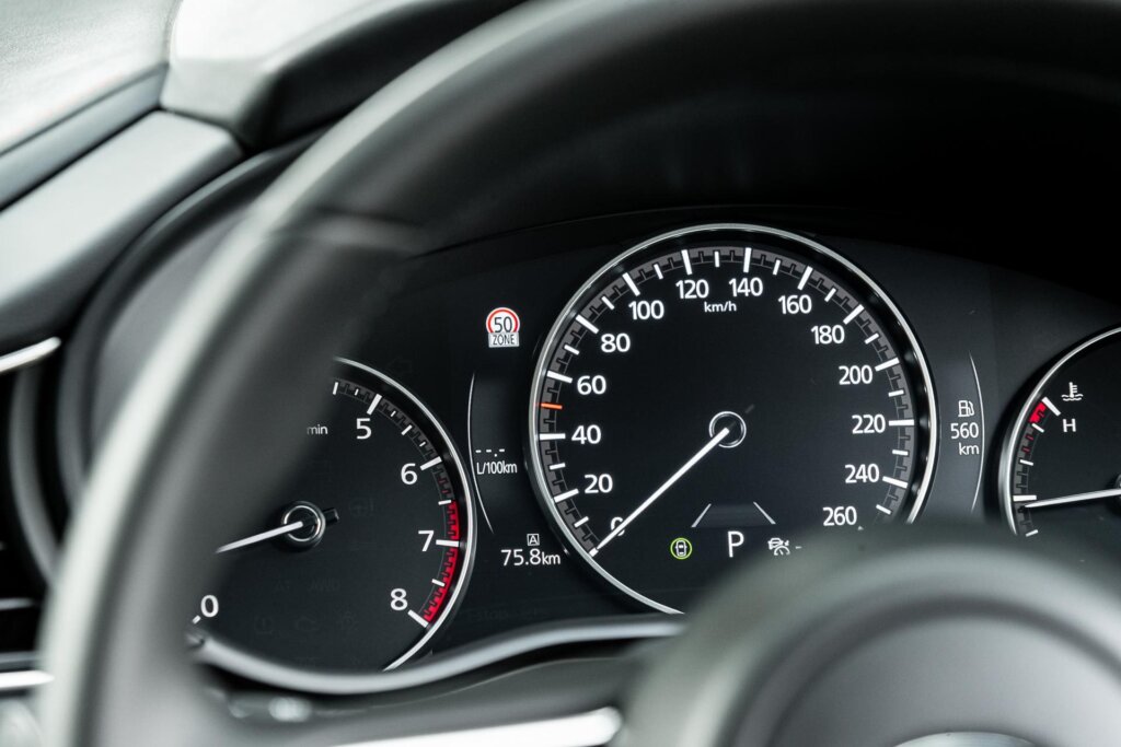 Tacho in the Mazda CX-30 SP25