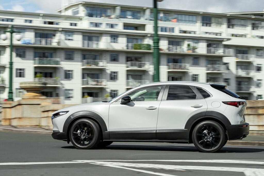 Mazda CX-30 SP25 side panning shot