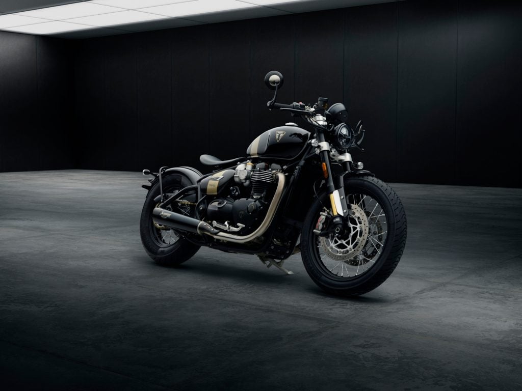 Lots of gold highlights on an otherwise black bike.