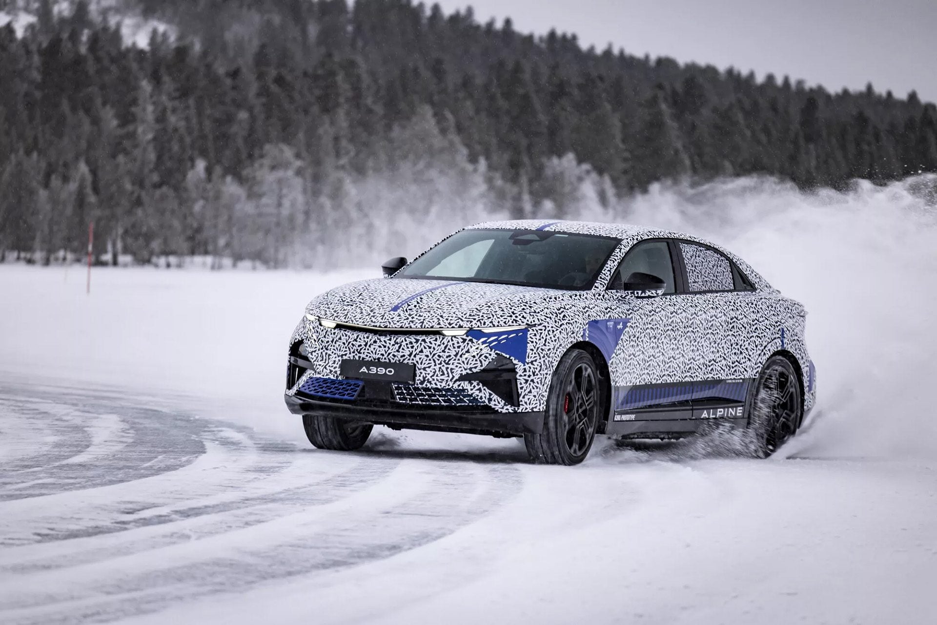 Running a little wide but still a nice action shot of the prototype which some lucky sods got to drive.