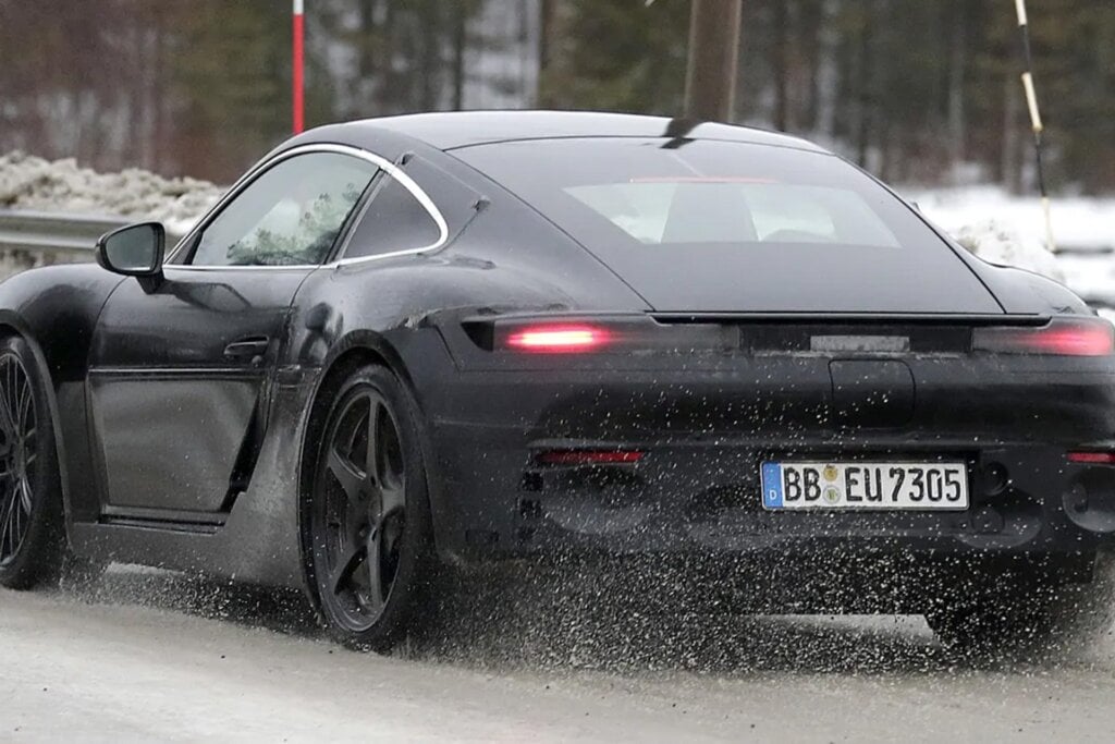 This may not be at the Nurburgring but 911 influence is clear.
