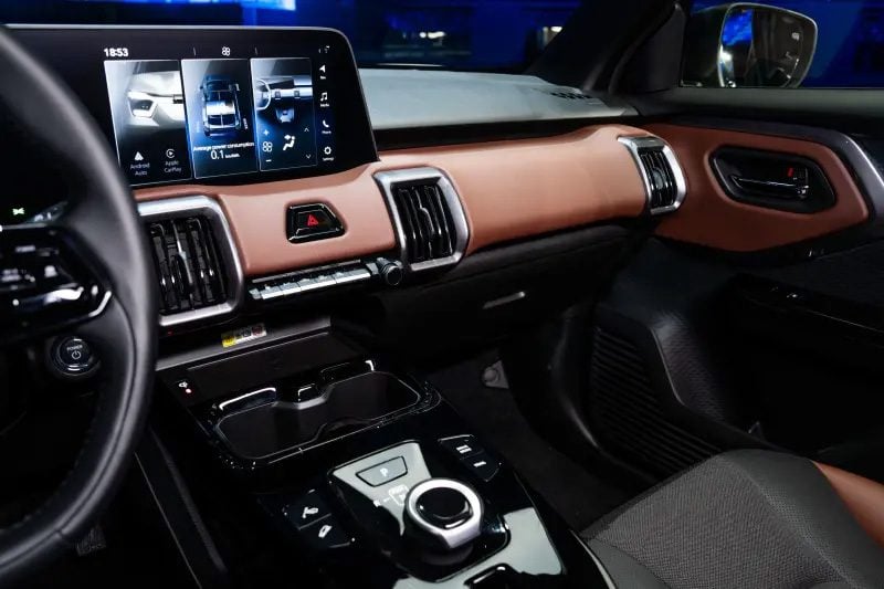 Interior update for Vitara is also welcome.