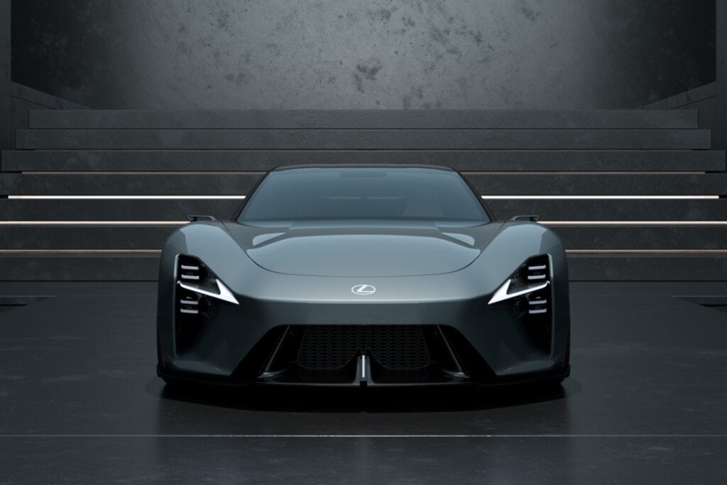 Interesting light signature up front also suggests electric propulsion.