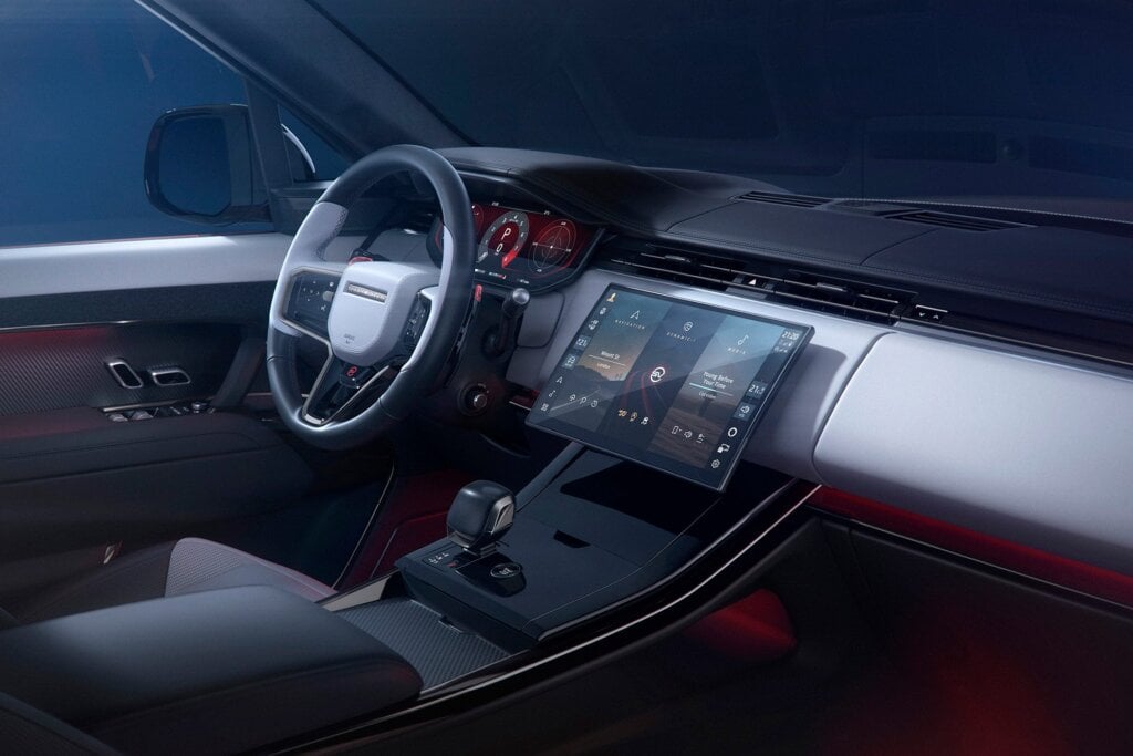 Sweet interior too, with subtle use of carbon.