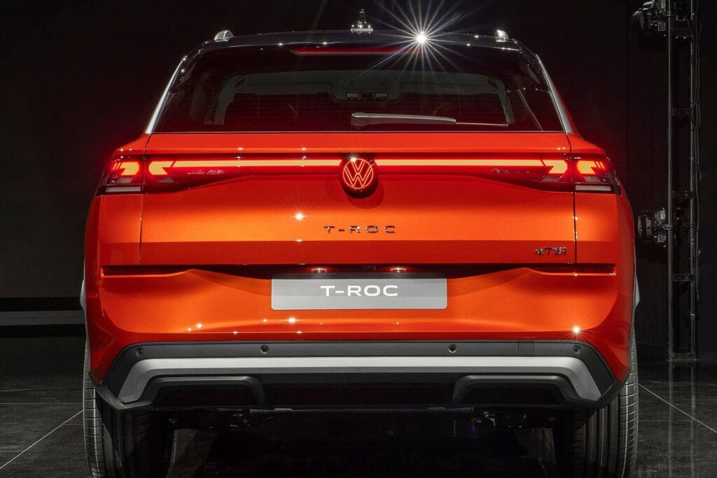 And another light bar at the rear.