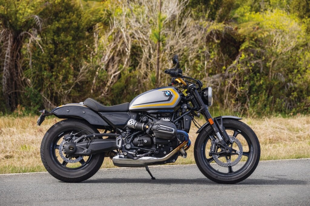 BMW R 12, one of the sweetest looking cruisers you could ever lay eyes on.