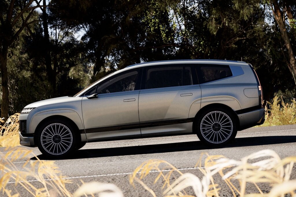 Handsome large electric SUV is Ioniq 9, said Yoda.