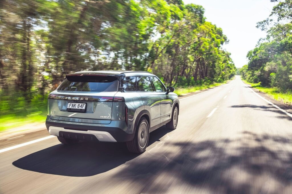 Practical mid-sized SUV with lots of range, around 1000km non-stop if need be.