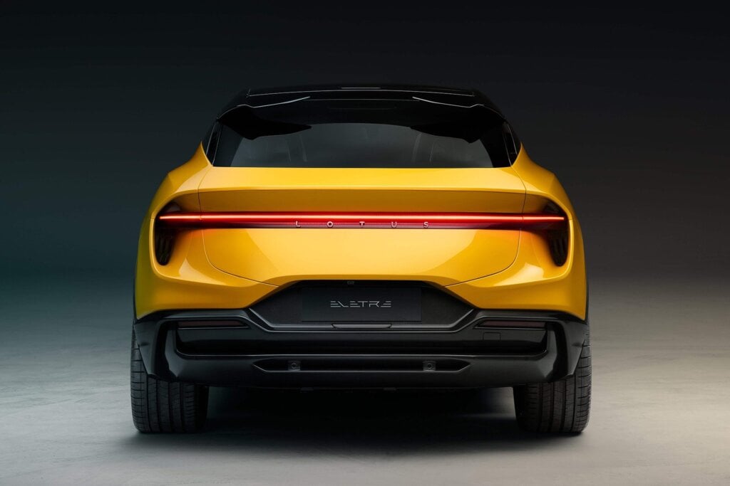 Expect a lightbar at the rear similar to Eletre's.