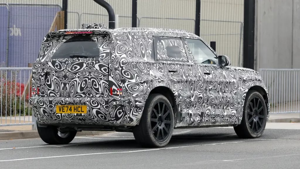About Freelander size is the smallest Defender, and will have multiple powertrains.