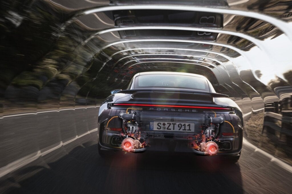 A see-through shot of the 911 Turbo S tech.