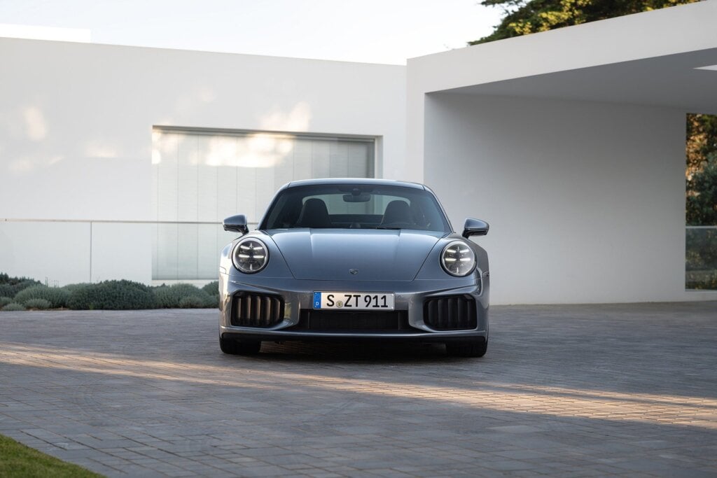 Cool lights for 911 Turbo S.