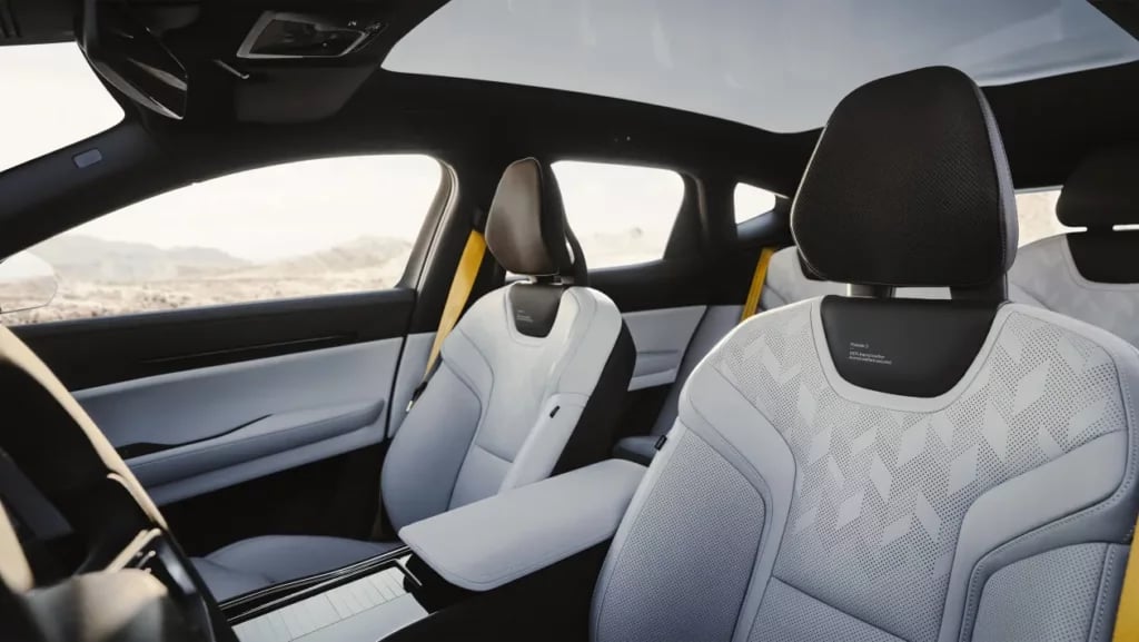 Smart seats and safety belts for Polestar 3.