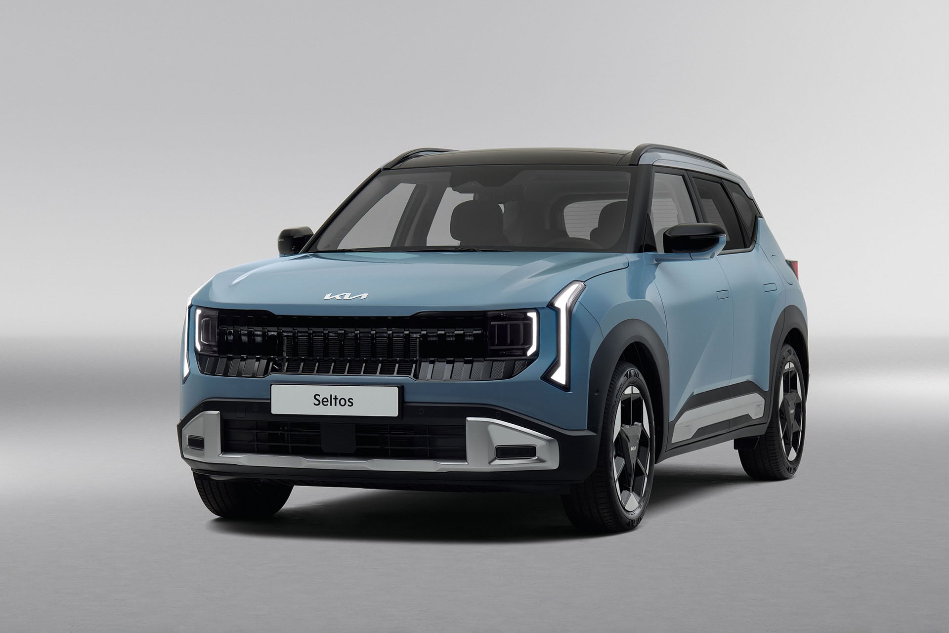 Kia Seltos in grey