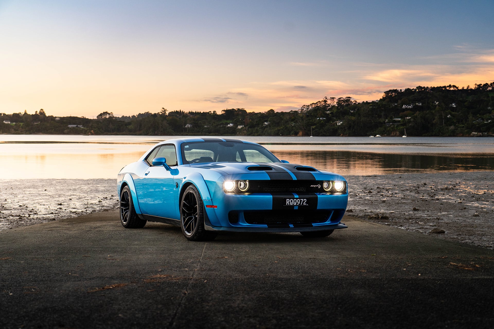 Dodge Challenger Hellcat in blue