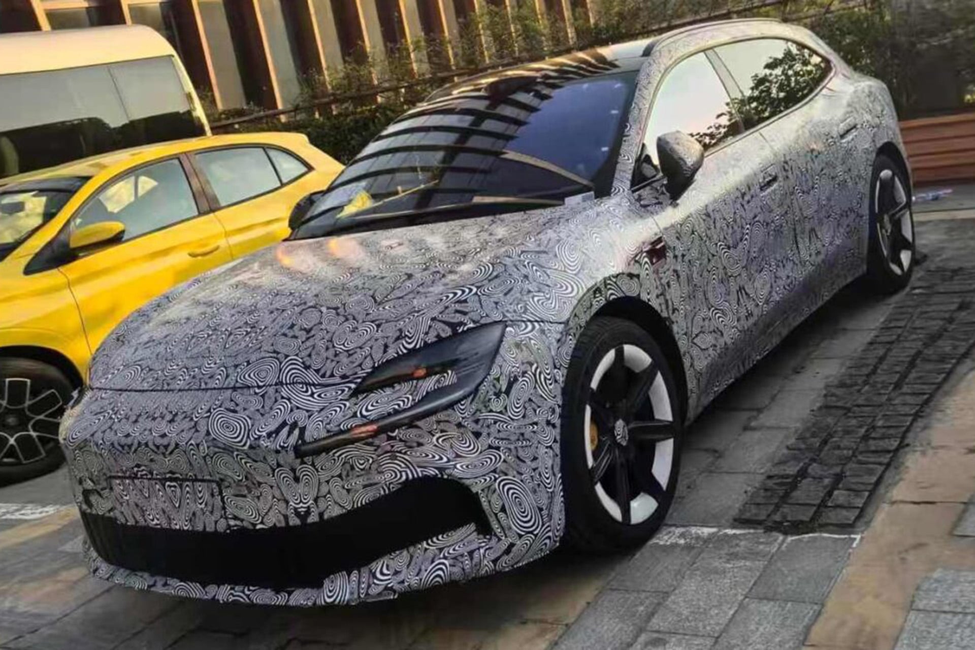 mg wagon wearing camo