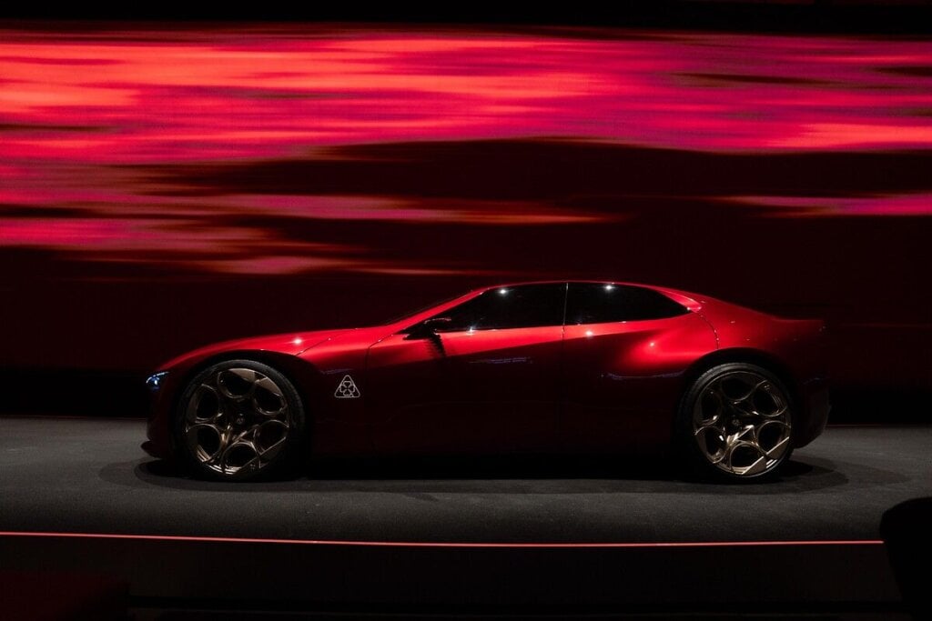 Red Alfa Romeo Cuorerosso concept car in profile