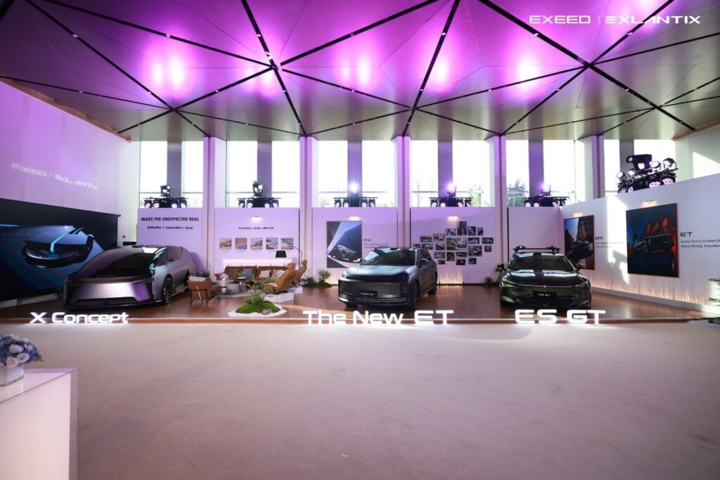 Exeed X Concept, Exlantix ET and Exlantix ES GT on display in Shanghai
