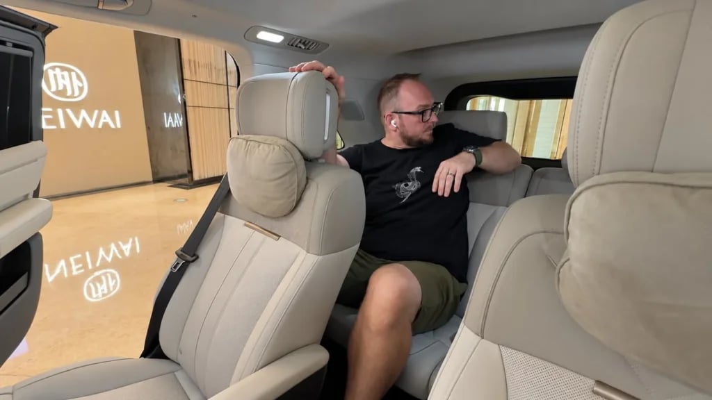 Richard Edwards in the Freelander 8 third row behind the second-row captain chairs