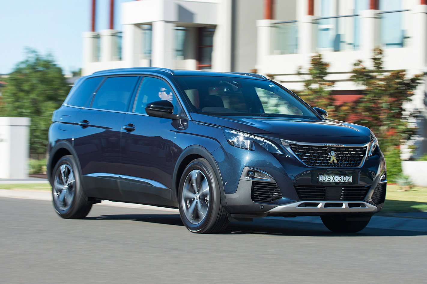 Peugeot 5008 gt line front