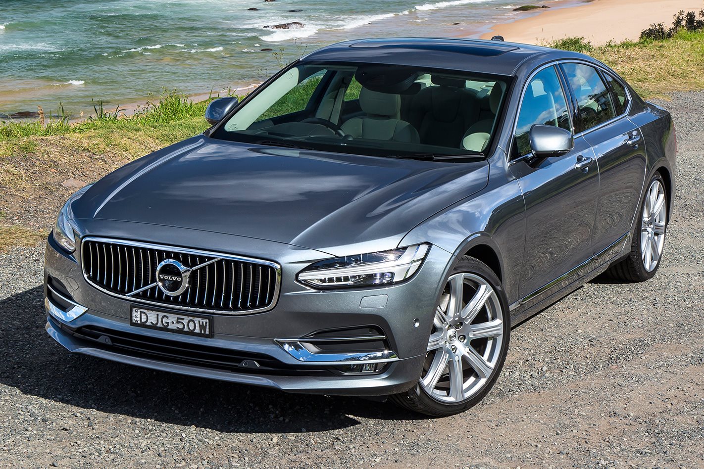 Volvo S90 front