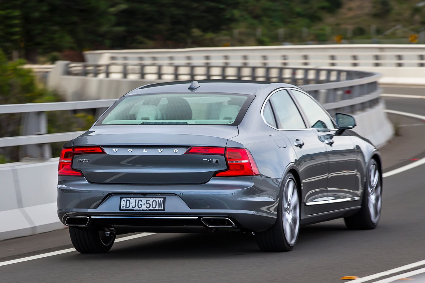 Volvo S90 rear